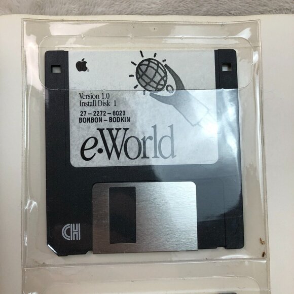 e-World The Official Guide for Macintosh Users by Cary Lu & J Milligan w/ Floppy - Picture 6 of 8